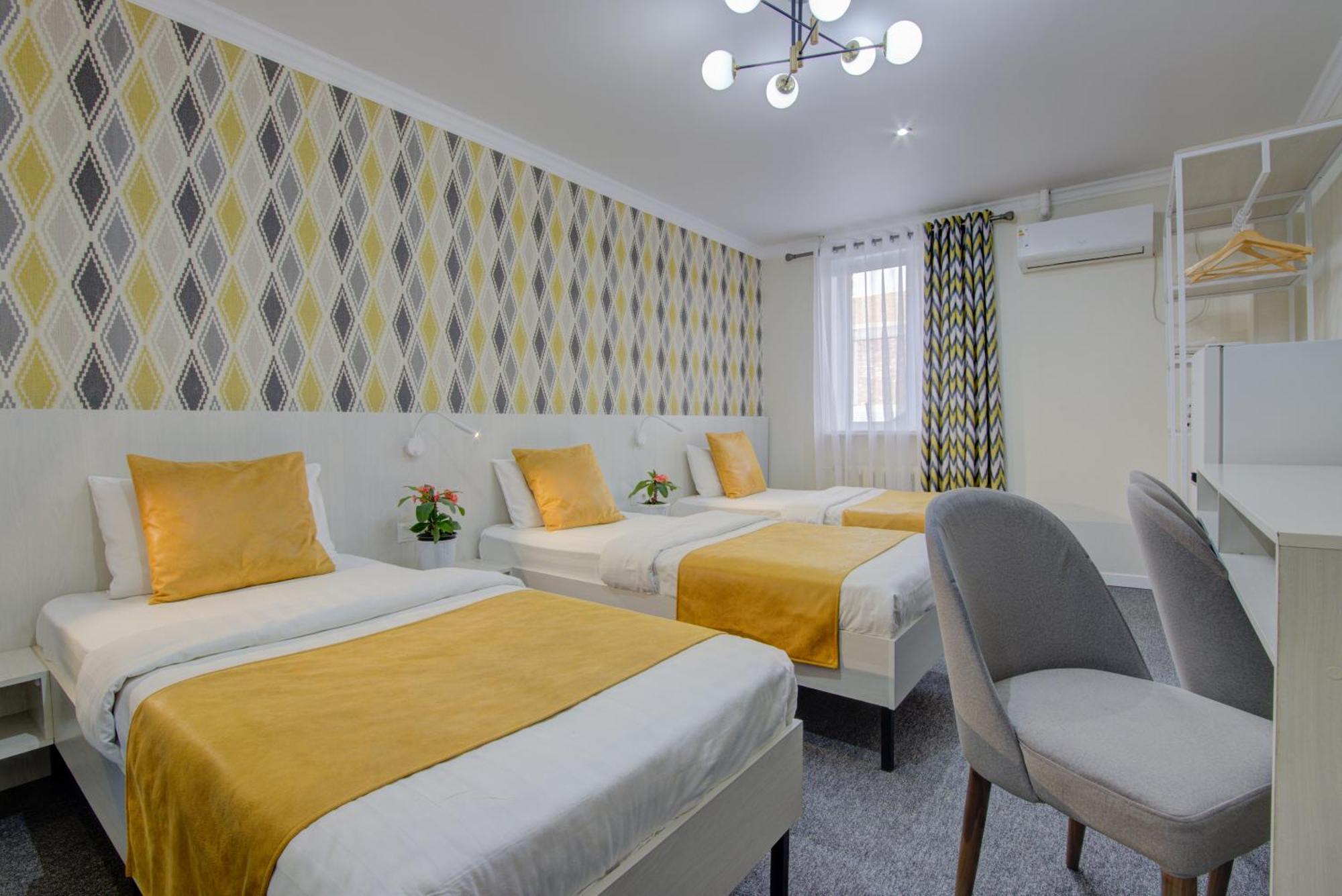 Viva Hotel Bishkek Exterior photo